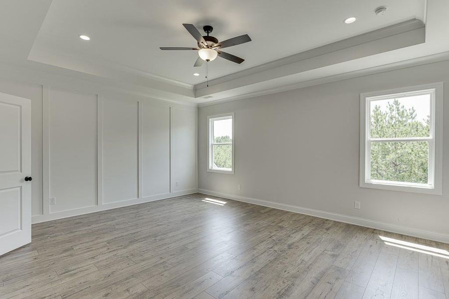 Spacious, unfurnished interior of a new home in , Jefferson (Image 18).