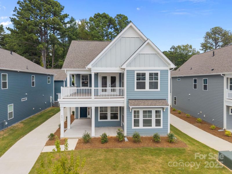 500 Square feet of front and back porch! 2 Car rear load detached garage with a finished bonus above garage with 1/2 bath and walk in storage! 500 Square feet of front and back porch! 2 Car rear load detached garage with a finished bonus above garage with 1/2 bath and walk in storage!