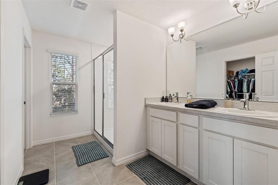 Furnished interior view inside a new home in , Groveland (Image 15).