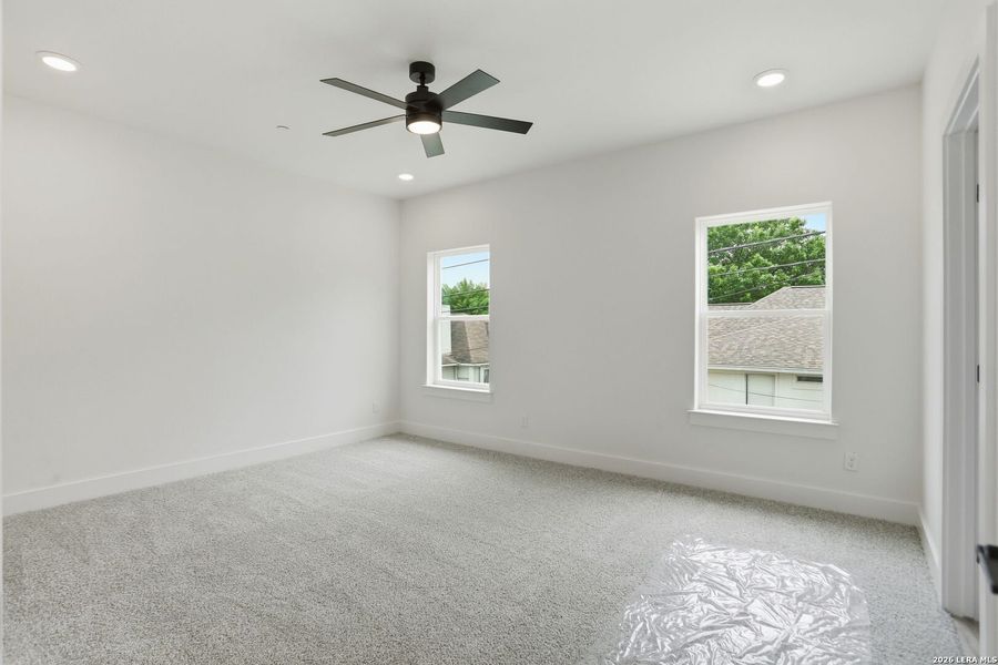 Spacious, unfurnished interior of a new home in , Boerne (Image 16).