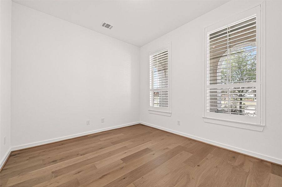 Spacious, unfurnished interior of a new home in , Katy (Image 42).