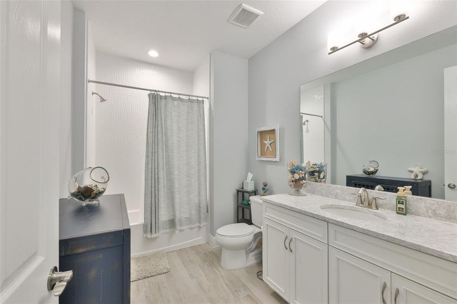 Furnished interior view inside a new home in Waterset, Apollo Beach (Image 38). Furnished interior view inside a new home in Waterset, Apollo Beach (Image 38).