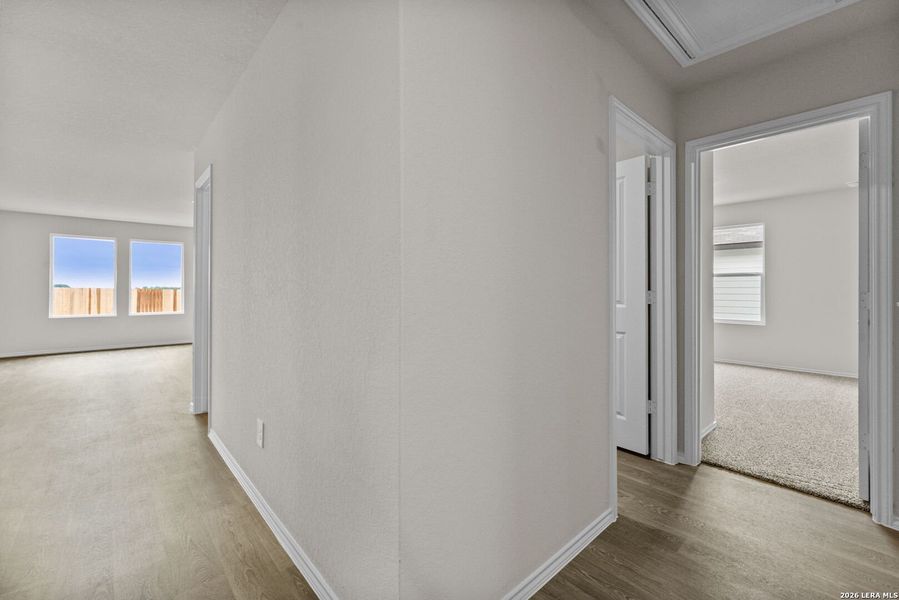 Spacious, unfurnished interior of a new home in Swenson Heights, Seguin (Image 27).