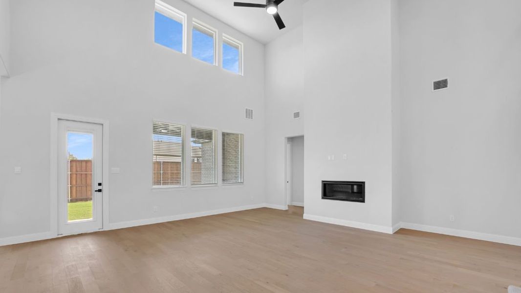 Representative unfurnished interior of a home built from the Rothko by D.R. Horton in Northside Place, Carrollton (Image 14). Representative unfurnished interior of a home built from the Rothko by D.R. Horton in Northside Place, Carrollton (Image 14).