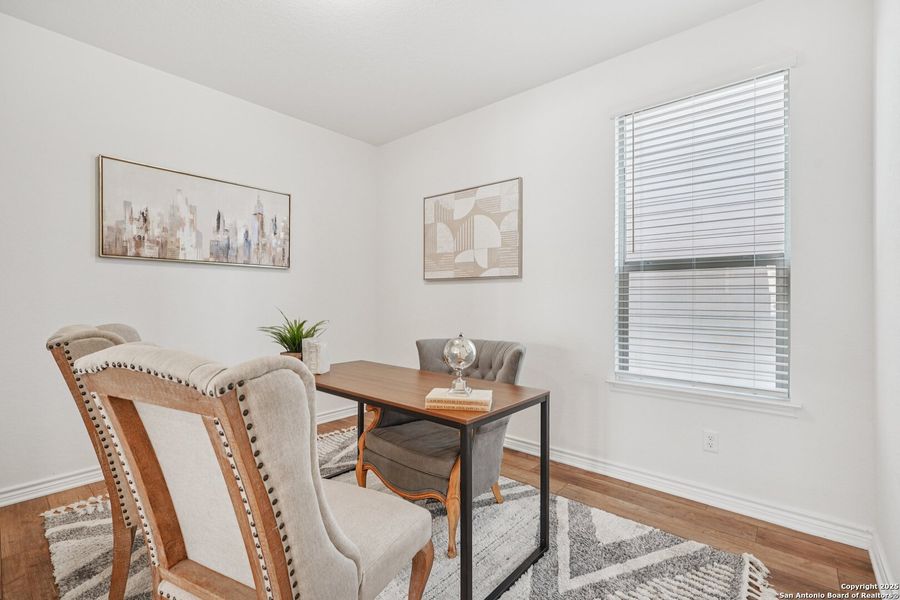 Furnished interior view inside a new home in Canyon Crest, San Antonio (Image 9). Furnished interior view inside a new home in Canyon Crest, San Antonio (Image 9).