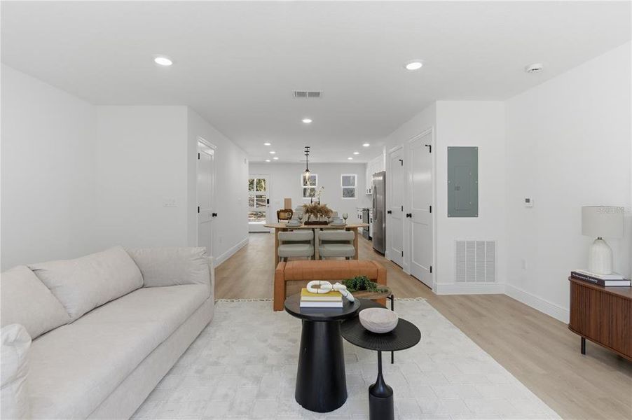 Furnished interior view inside a new home in , Altamonte Springs (Image 12).
