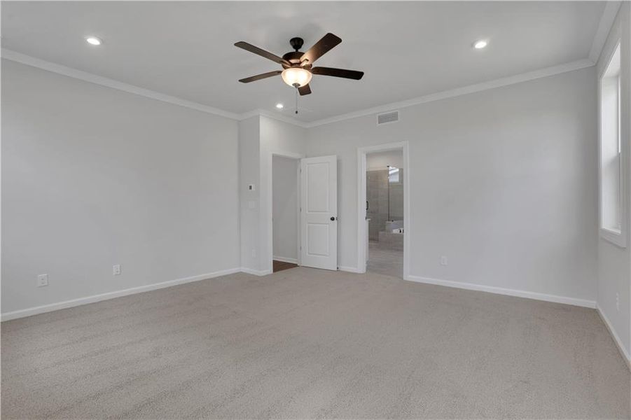 Spacious, unfurnished interior of a new home in Poppy at GreenHouse, Marietta (Image 19).