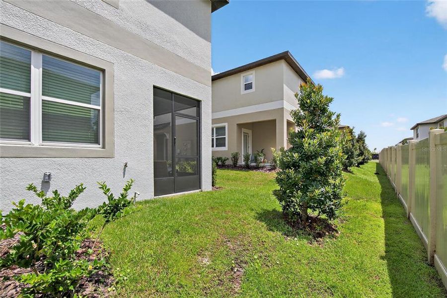 Exterior details and patio area of a home in , San Antonio (Image 28).