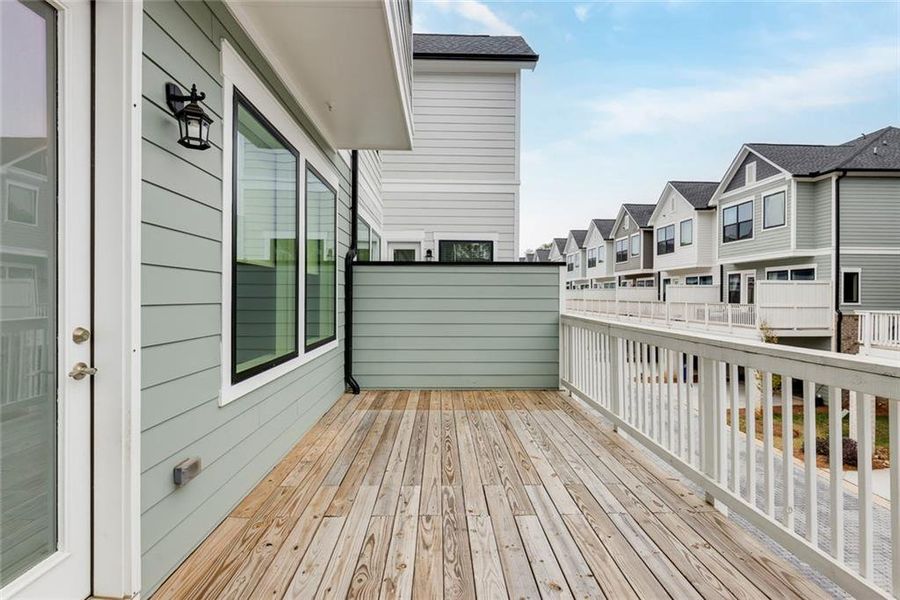 Exterior details and patio area of a home in Ashbury, Roswell (Image 4).