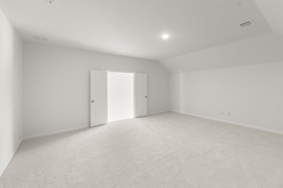 Spacious, unfurnished interior of a new home in The Reserve at Spiritas Ranch, Little Elm (Image 31). Spacious, unfurnished interior of a new home in The Reserve at Spiritas Ranch, Little Elm (Image 31).