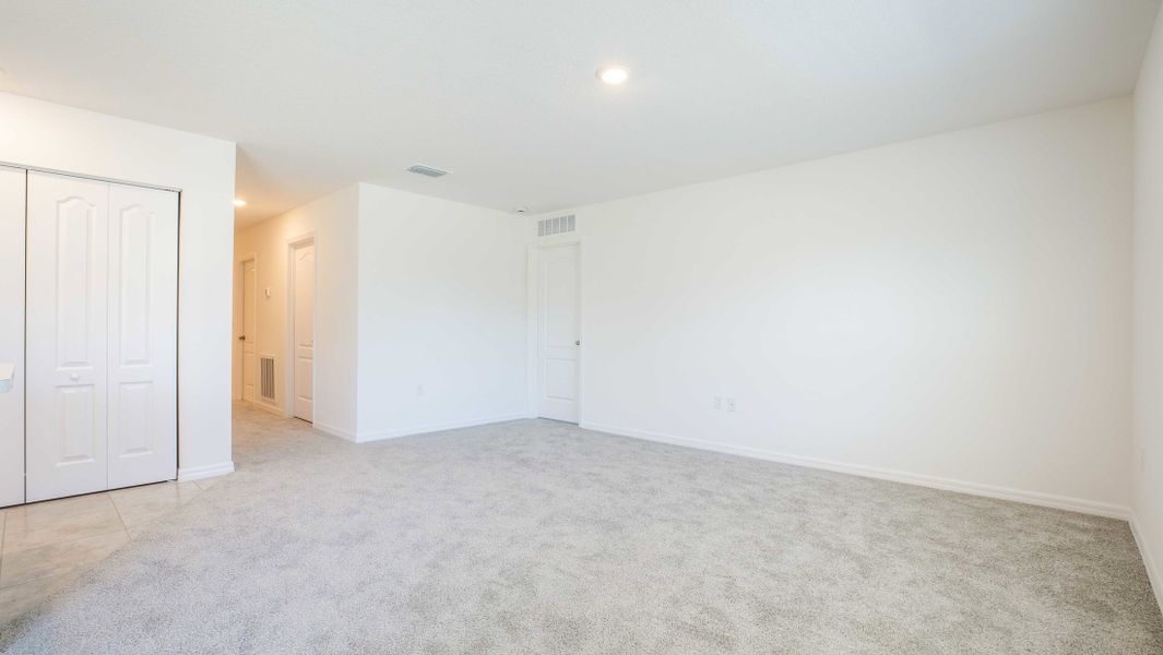 Representative unfurnished interior of a home built from the Violet by Maronda Homes in Coastal Communities, Edgewater (Image 17).