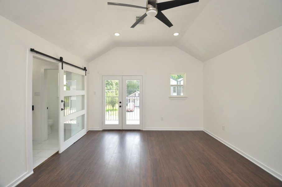 Spacious, unfurnished interior of a new home in , Houston (Image 29). Spacious, unfurnished interior of a new home in , Houston (Image 29).