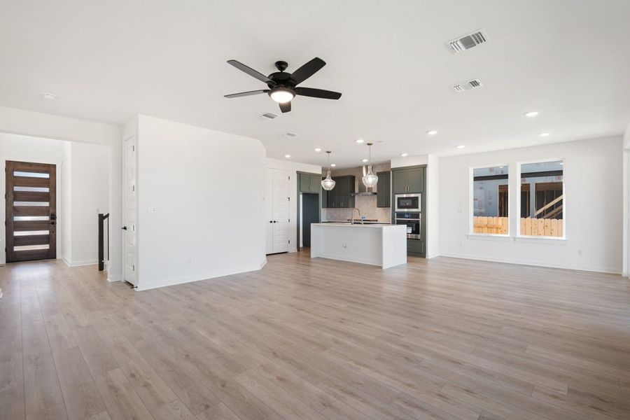 Spacious, unfurnished interior of a new home in Terrace Collection at Lariat, Liberty Hill (Image 20).