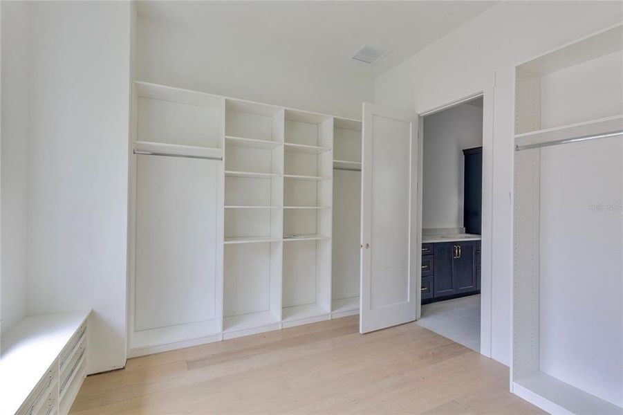 Spacious, unfurnished interior of a new home in , Tampa (Image 72). Spacious, unfurnished interior of a new home in , Tampa (Image 72).