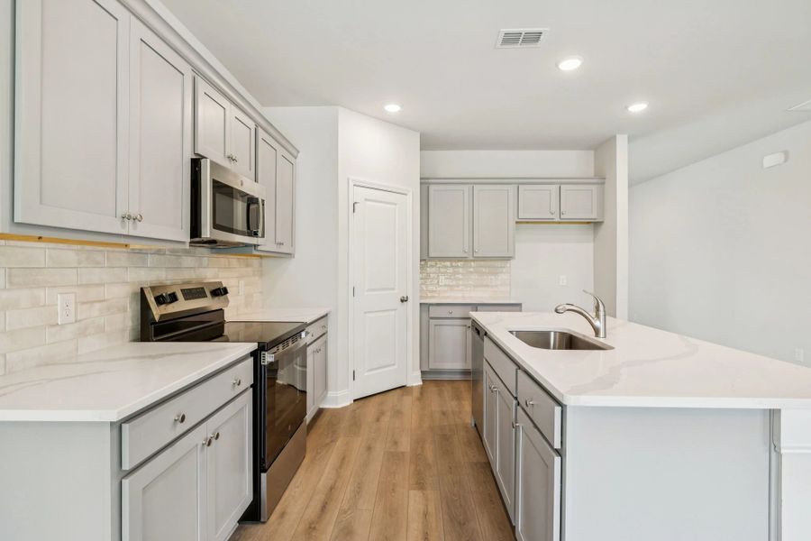 Kitchen | For representation purposes only. Options and layout may vary by community and home plan.