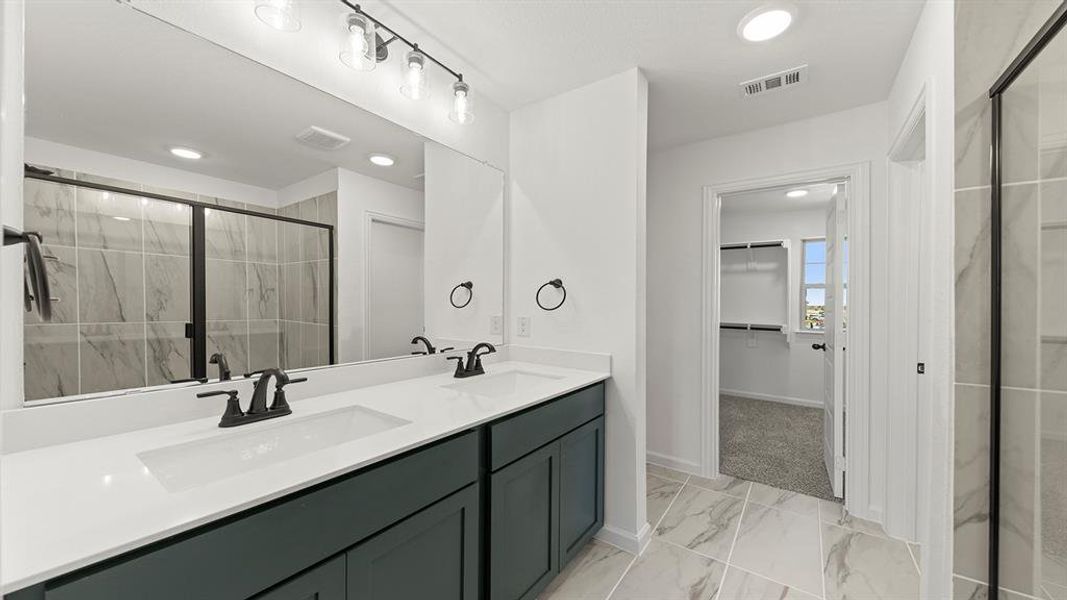 18. 2524 Yo Ranch - Bath (2) 18. 2524 Yo Ranch - Bath (2)