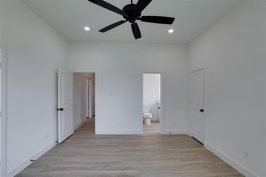 Spacious, unfurnished interior of a new home in , Azle (Image 20). Spacious, unfurnished interior of a new home in , Azle (Image 20).