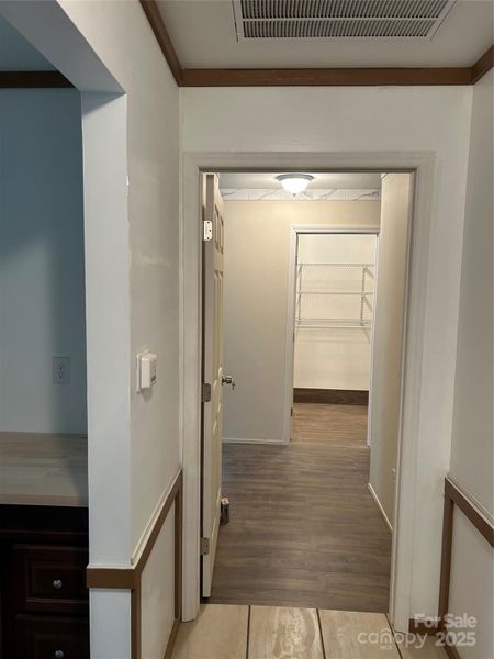 Image 43 of a home in .