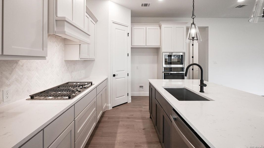 Furnished interior view inside a new home in Meadows of Mill Creek, Seguin (Image 8).