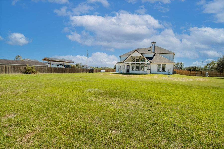 Exterior details and patio area of a home in , Dickinson (Image 27).