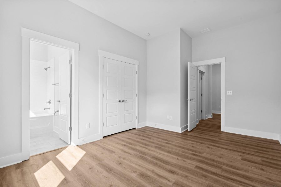 Spacious, unfurnished interior of a new home in Point Hope - Village Collection, Charleston (Image 22).