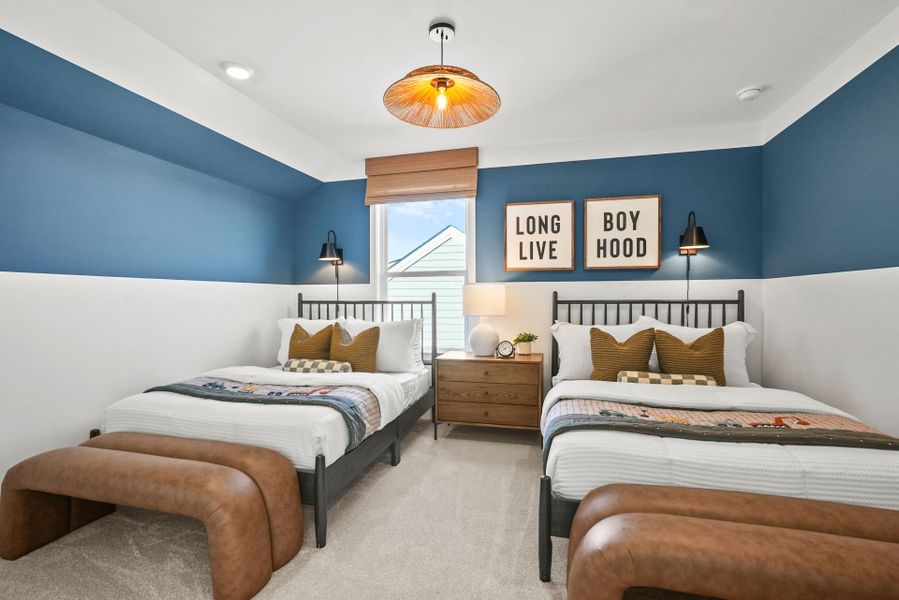 Representative furnished interior of a home built from the Hallmark by Del Webb in Del Webb Carolina Ridge, Midland (Image 52).