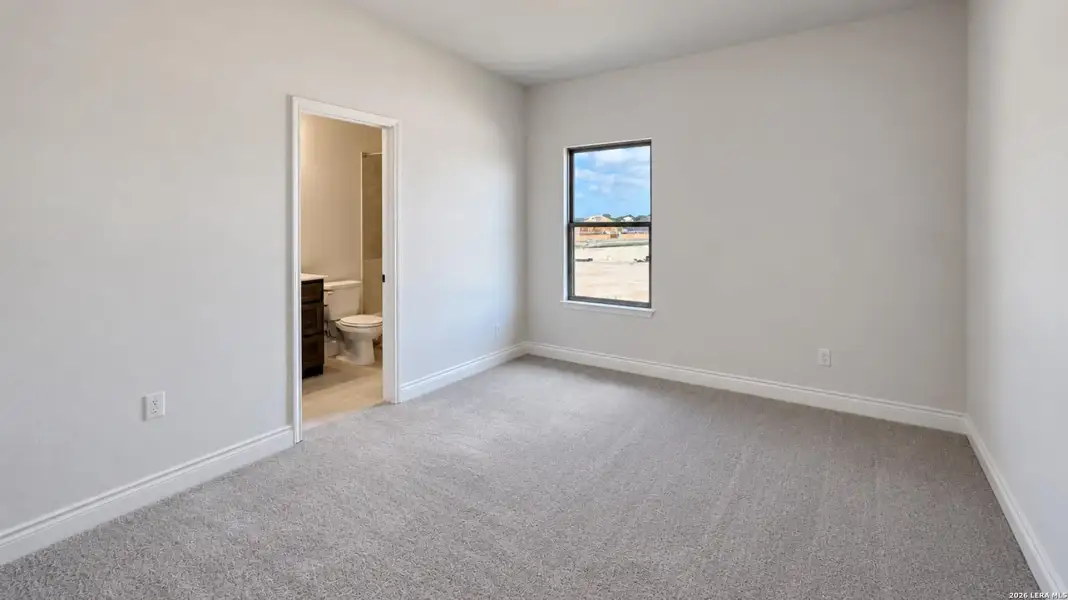 Spacious, unfurnished interior of a new home in Legacy at Lake Dunlap, New Braunfels (Image 18).