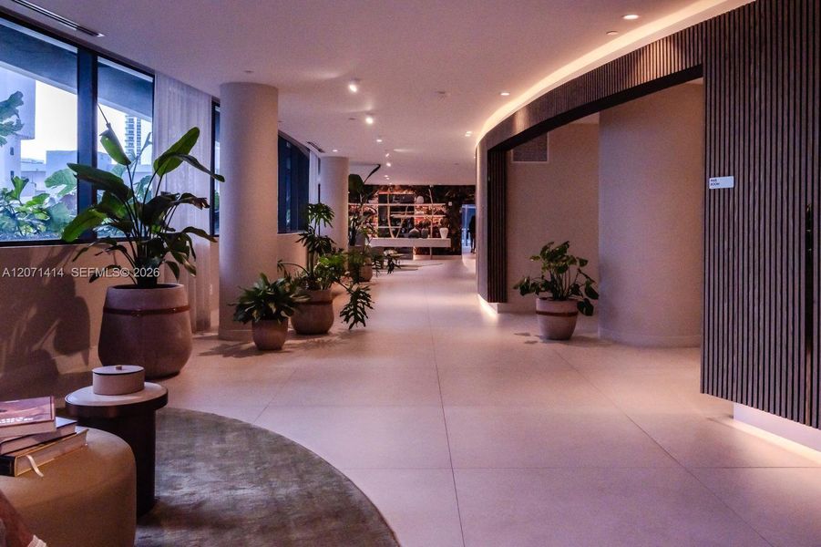 Community amenities in , Miami (Image 46).