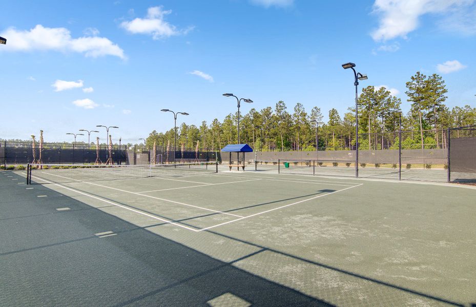 Community amenities in , Summerville (Image 82).