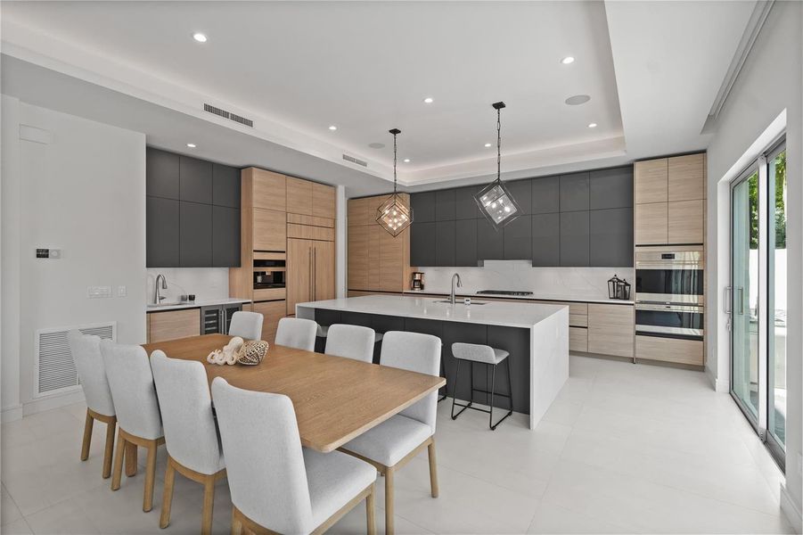 Designer Kitchen. Designer Kitchen.