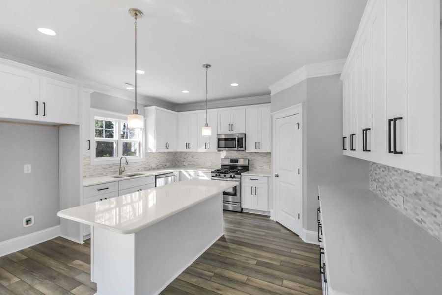 Representative furnished interior of a home built from the Drayton by Caviness & Cates Communities in Bartlett Manor, Youngsville (Image 178).