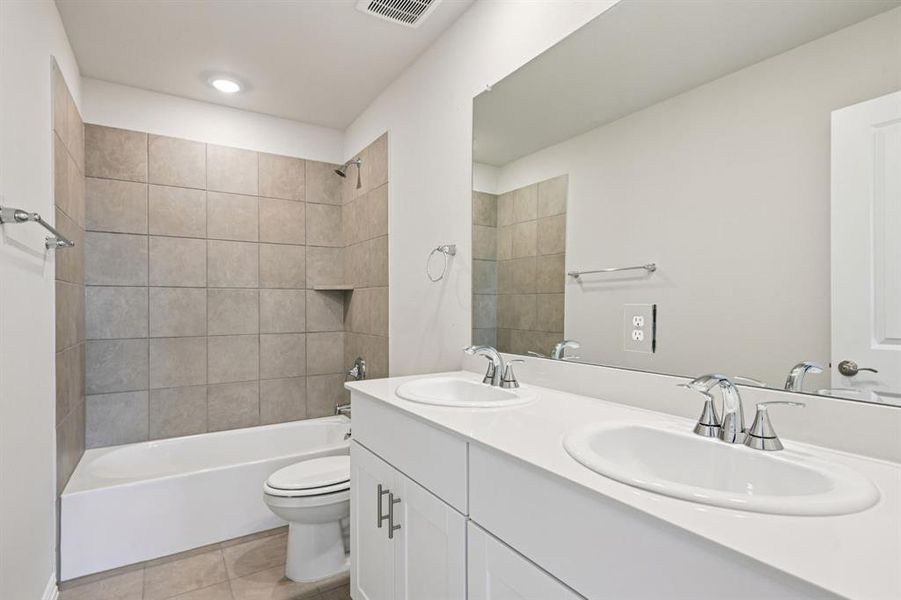 Furnished interior view inside a new home in Parks at Foster Crossing - Signature Series, Anna (Image 7).