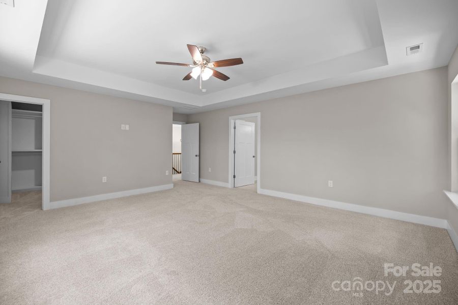 Spacious, unfurnished interior of a new home in , Waxhaw (Image 35). Spacious, unfurnished interior of a new home in , Waxhaw (Image 35).