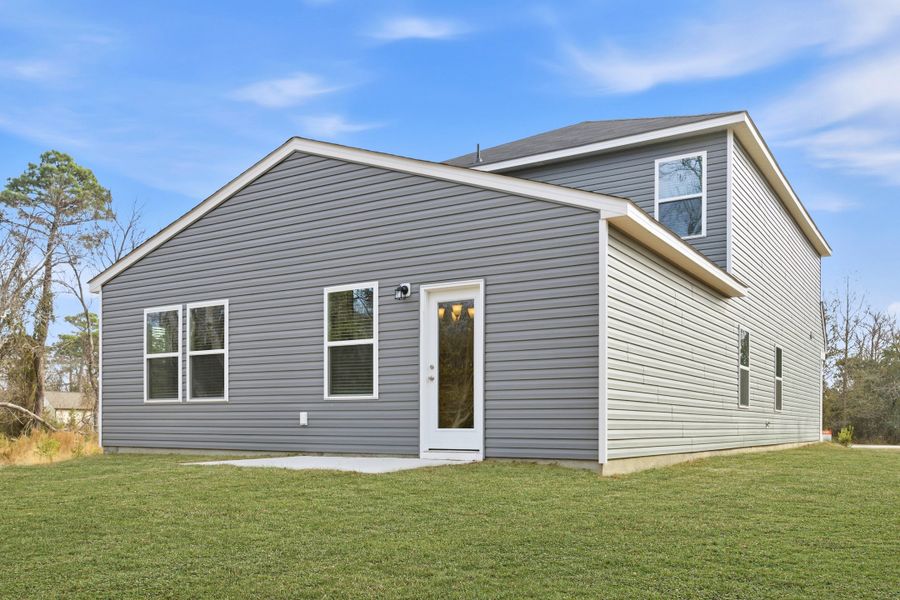 2,520sf New Home in New Bern, NC.  - Slide 3