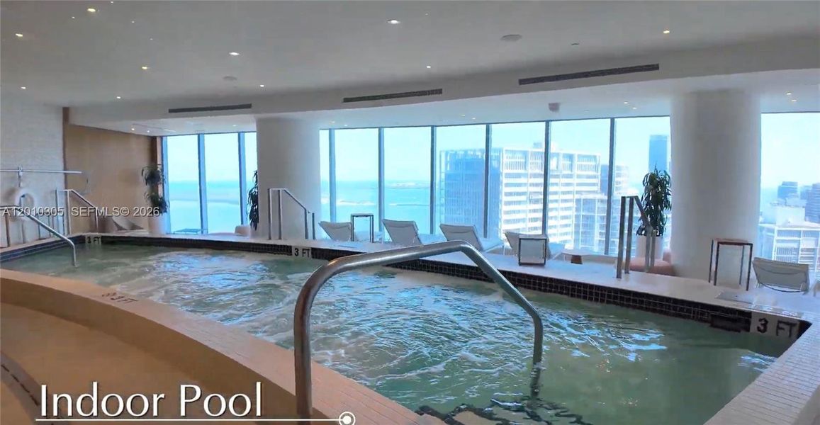 Community amenities in , Miami (Image 31). Community amenities in , Miami (Image 31).
