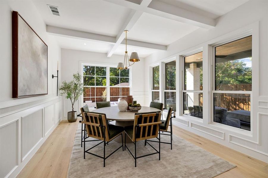 Furnished interior view inside a new home in , Dallas (Image 34).