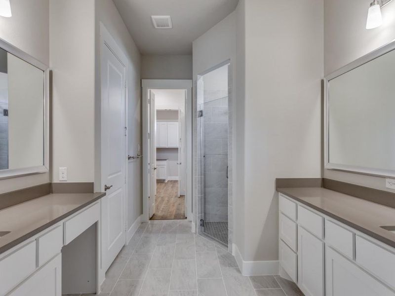 Furnished interior view inside a new home in Ladera Tavolo Park, Fort Worth (Image 7).