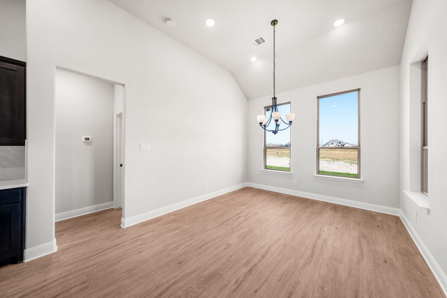 Spacious, unfurnished interior of a new home in Creekview Farms, Greenville (Image 19).