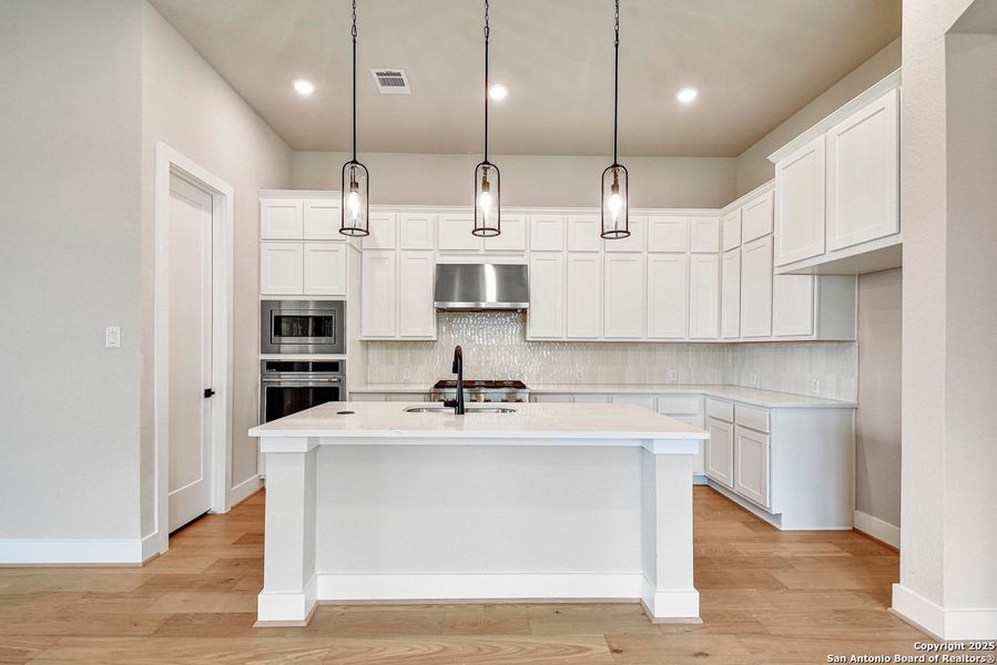 Furnished interior view inside a new home in Homestead, Schertz (Image 12). Furnished interior view inside a new home in Homestead, Schertz (Image 12).