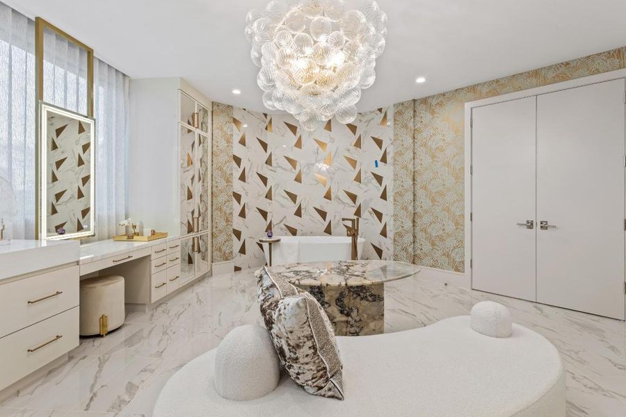 mls_PRIMARY_BATHROOM_DETAIL