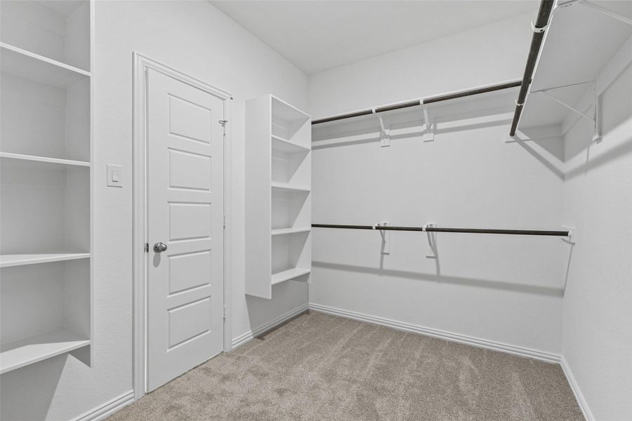 Image 31 of a home in Bridgeland Creekland Village.