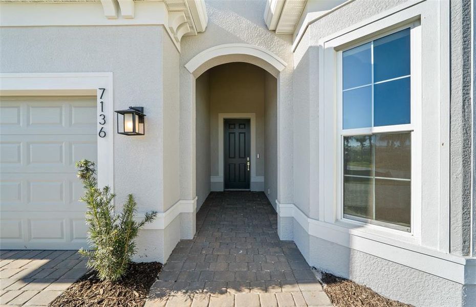Exterior details and patio area of a home in SeaFlower, Bradenton (Image 3).