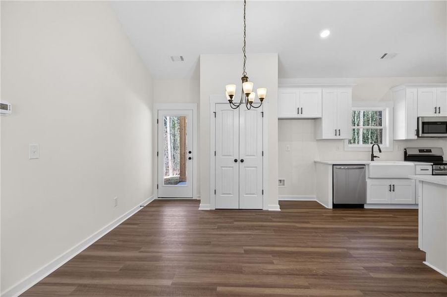 Spacious, unfurnished interior of a new home in , Cedartown (Image 19).