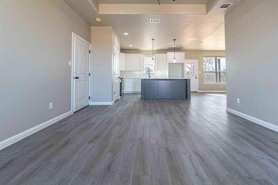 Spacious, unfurnished interior of a new home in , Granbury (Image 18). Spacious, unfurnished interior of a new home in , Granbury (Image 18).