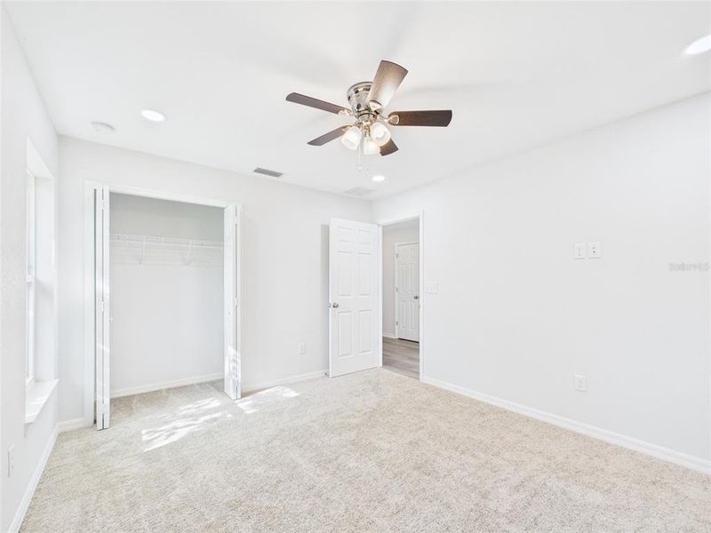 Spacious, unfurnished interior of a new home in , Lakeland (Image 41).