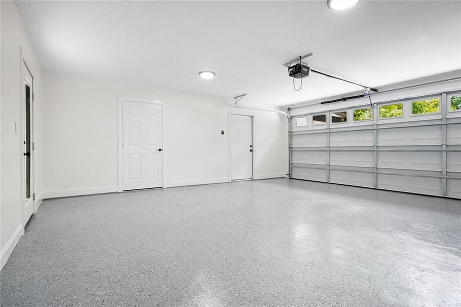 Spacious, unfurnished interior of a new home in , Atlanta (Image 7). Spacious, unfurnished interior of a new home in , Atlanta (Image 7).