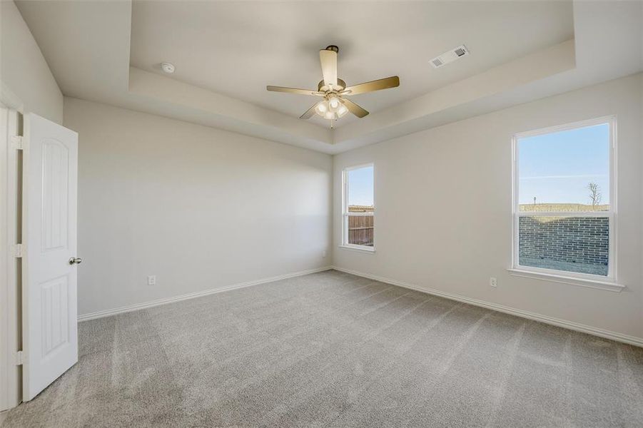 Spacious, unfurnished interior of a new home in Morningstar, Aledo (Image 17).