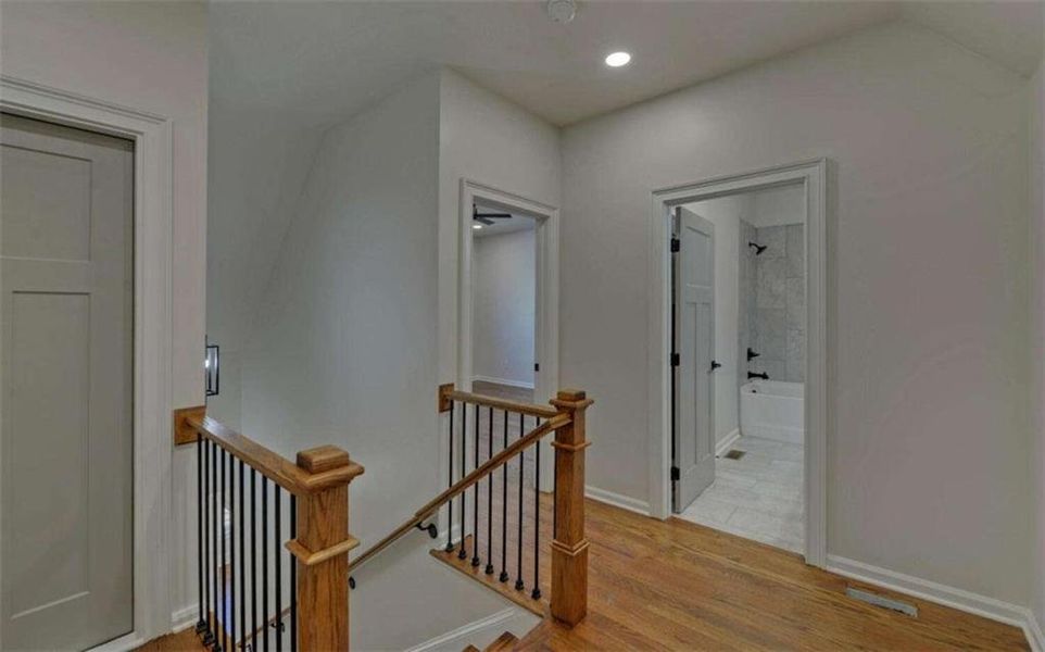 Spacious, unfurnished interior of a new home in , Clarkesville (Image 63).