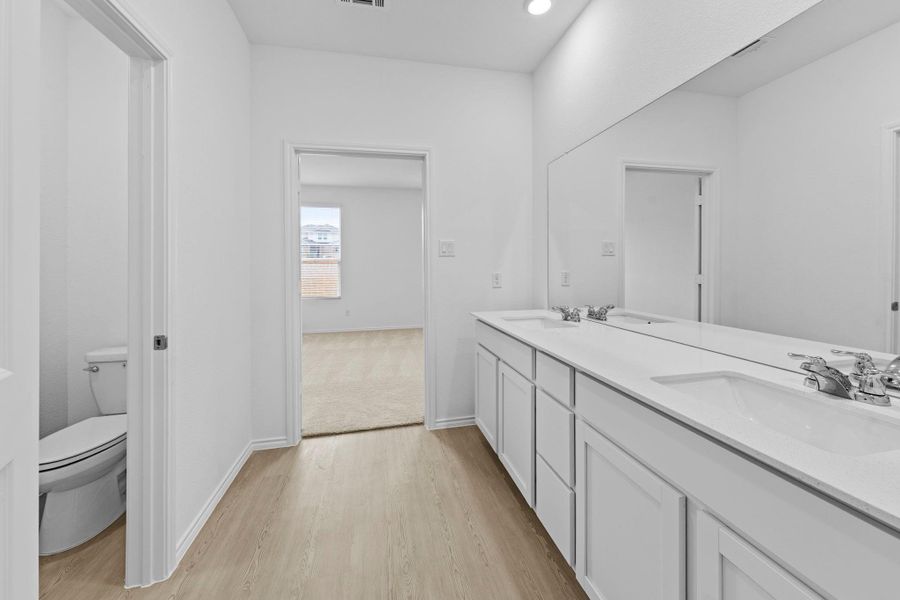 Furnished interior view inside a new home in Clayton Ranch, Copperas Cove (Image 6).