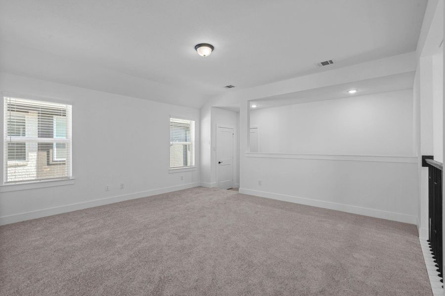 Spacious, unfurnished interior of a new home in , Fulshear (Image 28). Spacious, unfurnished interior of a new home in , Fulshear (Image 28).